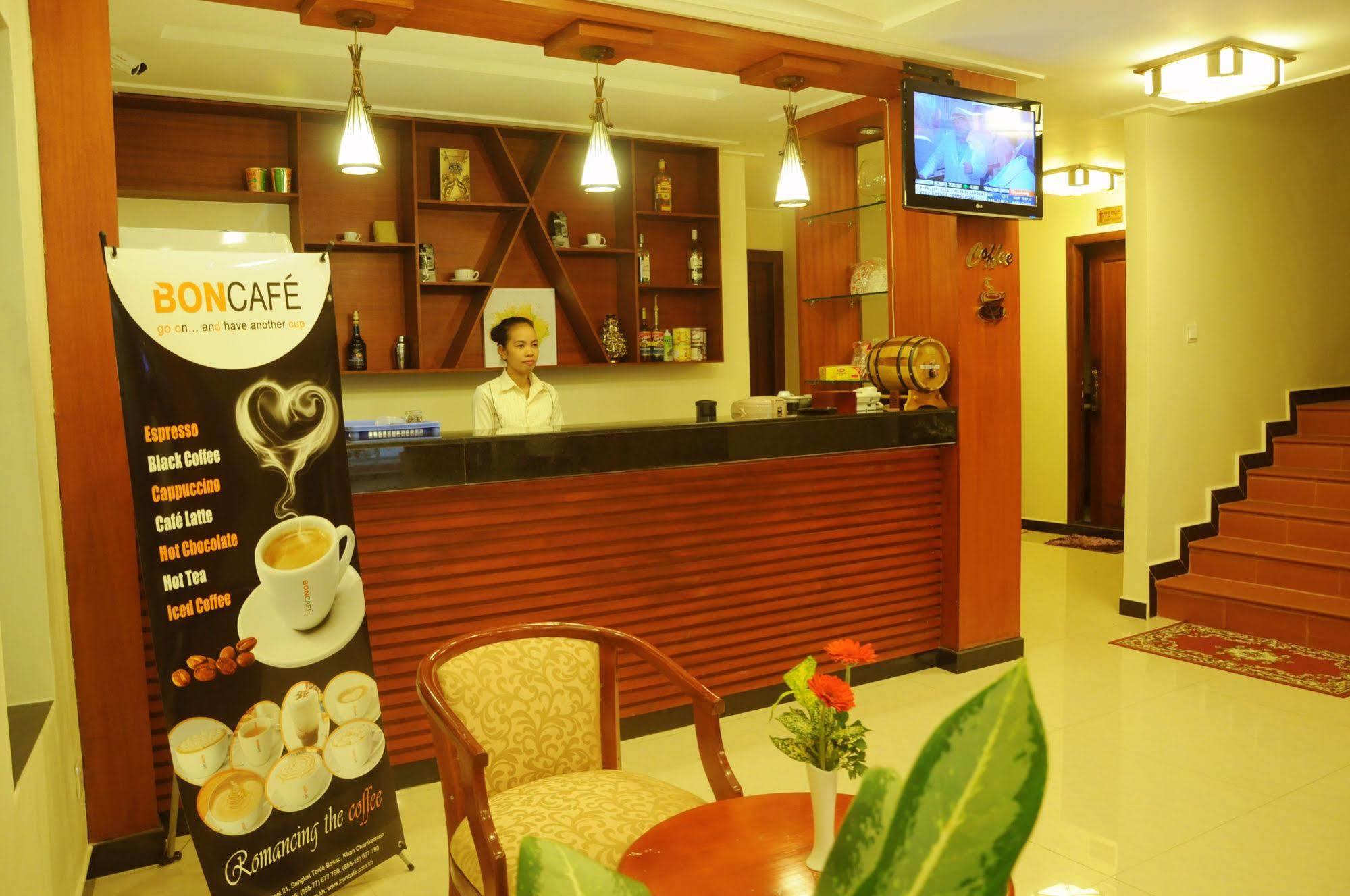 V N E Hotel بنوم بنه المظهر الخارجي الصورة