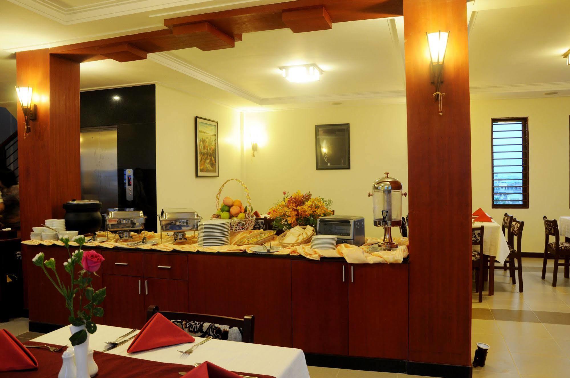 V N E Hotel بنوم بنه المظهر الخارجي الصورة