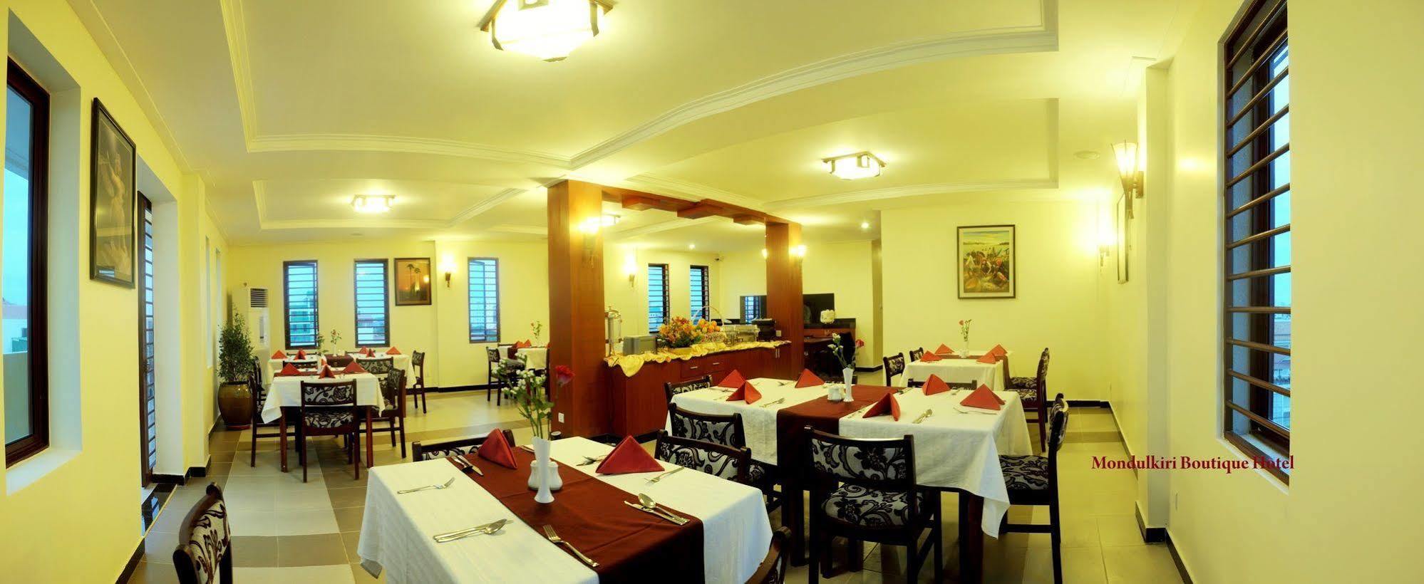 V N E Hotel بنوم بنه المظهر الخارجي الصورة