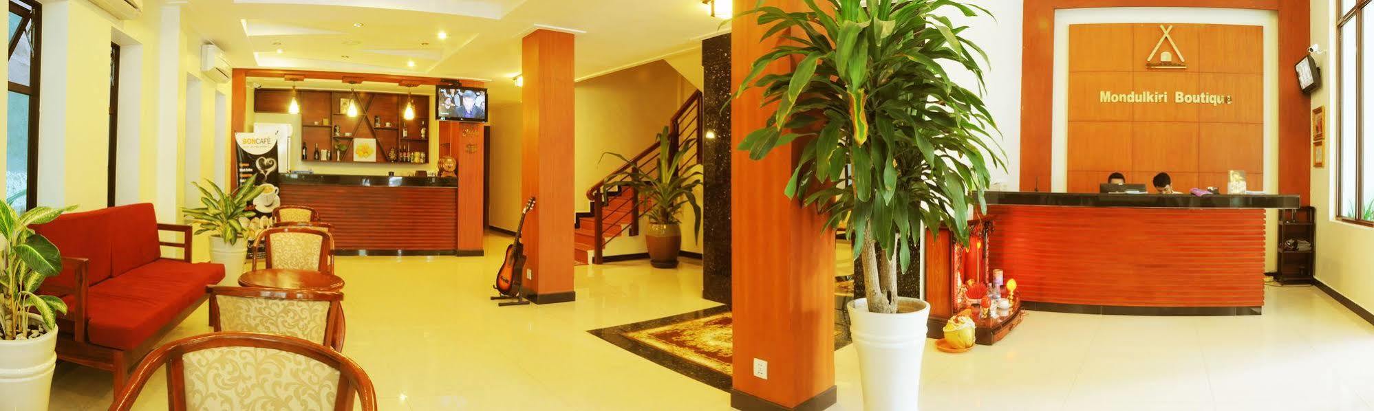 V N E Hotel بنوم بنه المظهر الخارجي الصورة
