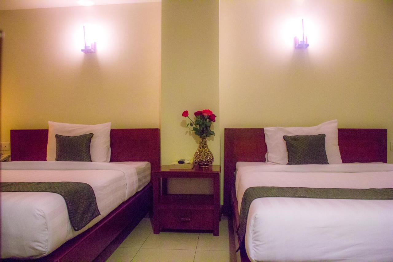 V N E Hotel بنوم بنه المظهر الخارجي الصورة